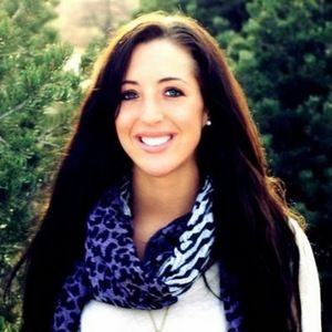 Meet your Posher, Caitlin